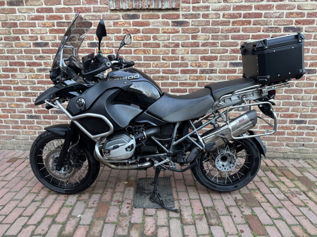 BMW R1200gs adventure DOHC triple black 2012  €7750