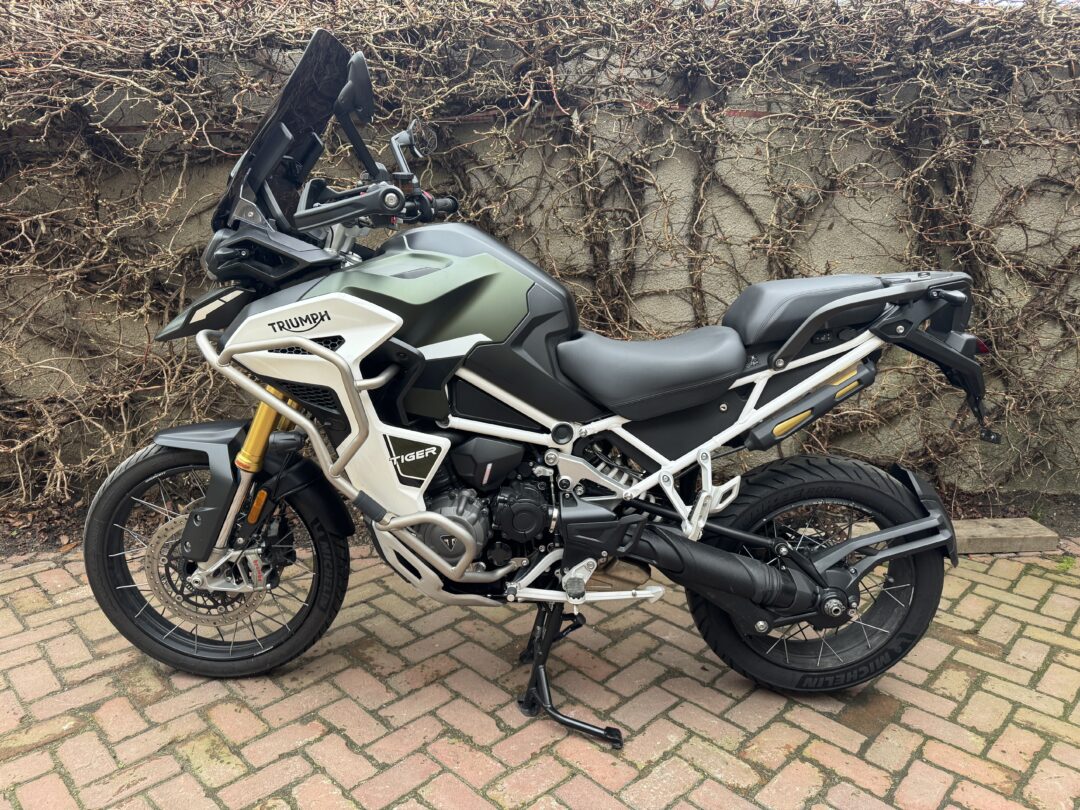 Nieuw binnen: Triumph Tiger 1200 rally explorer 2023 €17950