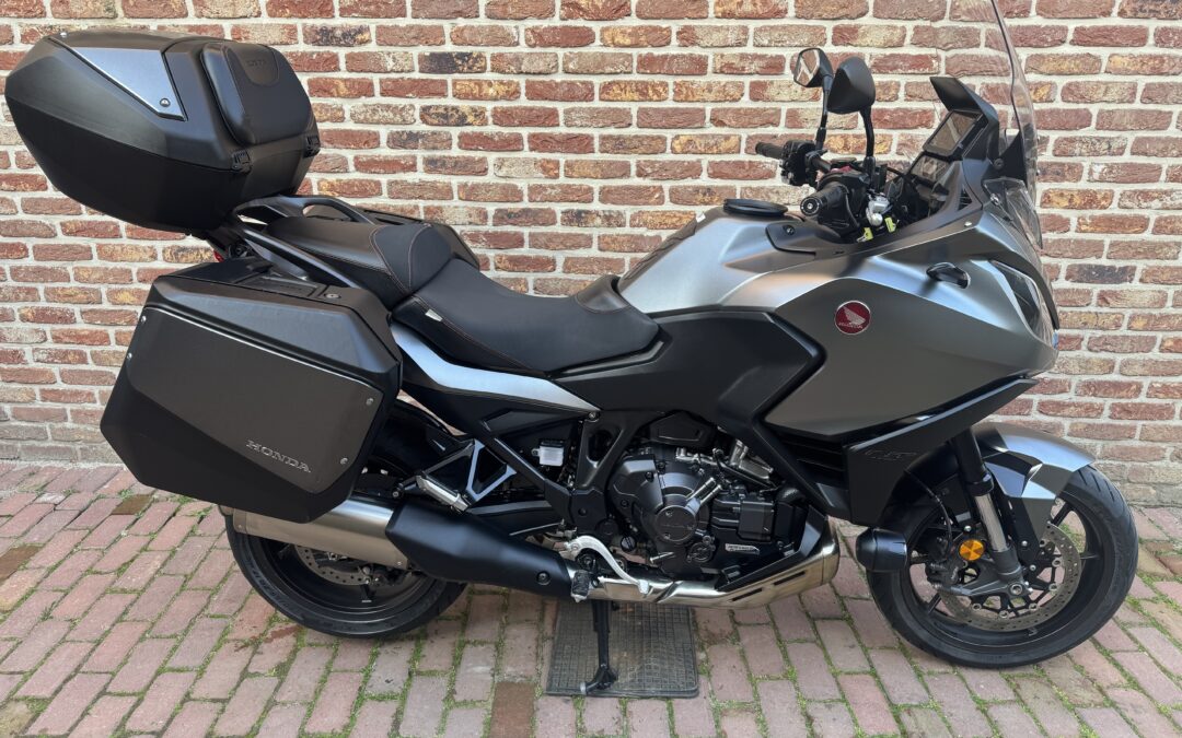 JUNI KNALLER Honda NT1100 dct 2023 €10950 !