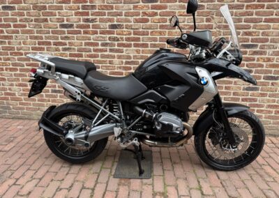 GERESERVEERD BMW R1200gs triple black   dohc  2011 €8550