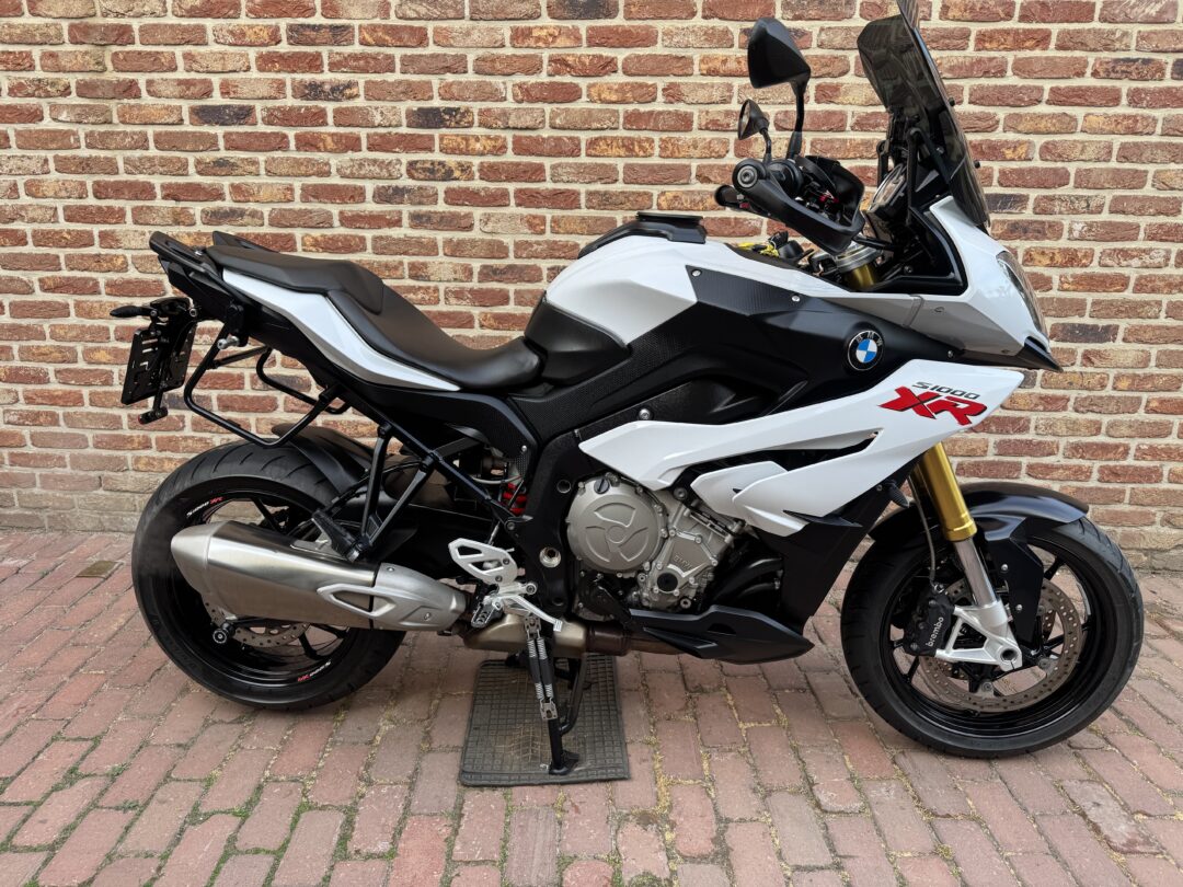 VERKOCHT BMW S1000XR 2015 €8999